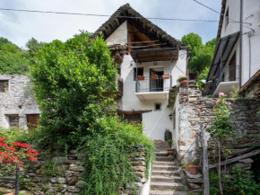 Chalet Il Gianlupo Grigio by Interhome